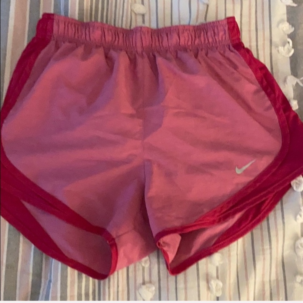 Nike shorts ⭐️